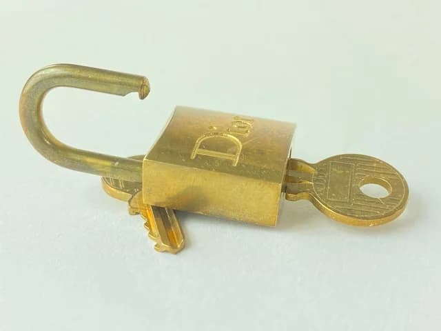 Dior Gold Padlock and Key Set in Gold from Bagriculture, photo 1 of 1