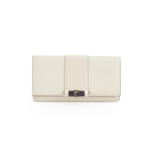Gucci White Wallet in White Calfskin from The Purse Affair, photo 1 of 1