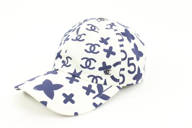Chanel 22P 2022 White x Navy Blue Charm Icon CC Logo Baseball Cap Hat in White from Bagriculture, photo 1 of 1