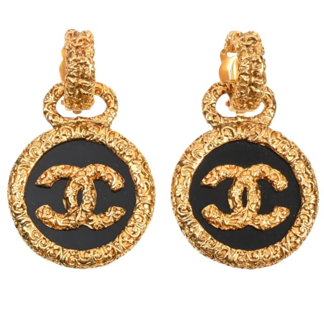 Chanel 1993年製 ラウンドCCマークスウィングイヤリング ゴールド/ブラック from VINTAGE QOO TOKYO, photo 1 of 1