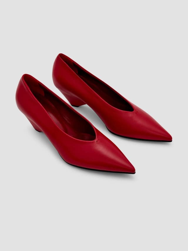Bassike Point Toe Pump, image 1 of 1 from bassike