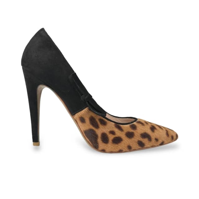 Miu Miu & Black Suede Leather Pointed Toe Pumps in Leopard Print Calf Hair from Designer Archives, photo 1 of 1
