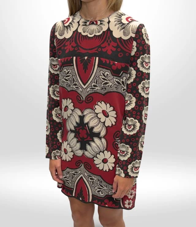 Valentino Garavani Chiffon Patterned Dress Size 44 in Multicolor Silk from Revivre Luxury Consignment, photo 1 of 1