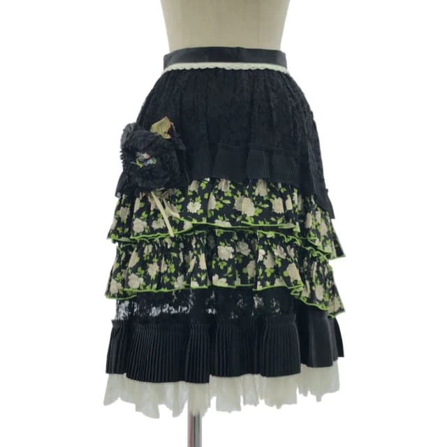 Dolce & Gabbana Lace Contrast Flower Print Skirt 36 Black White in Black Silk from The Reluxe, photo 1 of 1