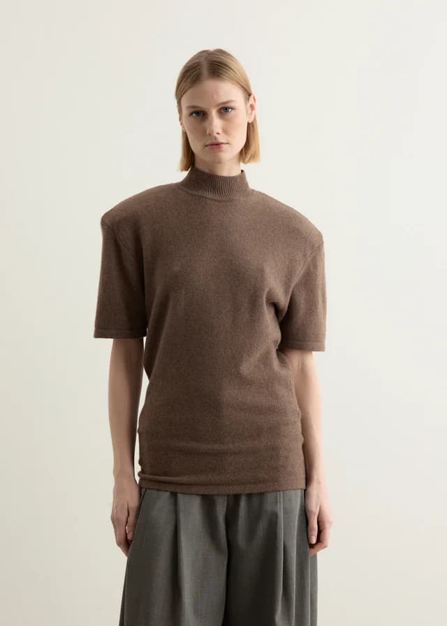 Jacquemus La Maille Castagna in 850 BROWN, image 1 of 1 from Incu
