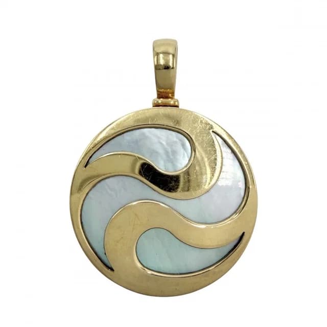 Bvlgari Pendant Optical 18K Yellow Gold White Shell in White from The Reluxe, photo 1 of 1
