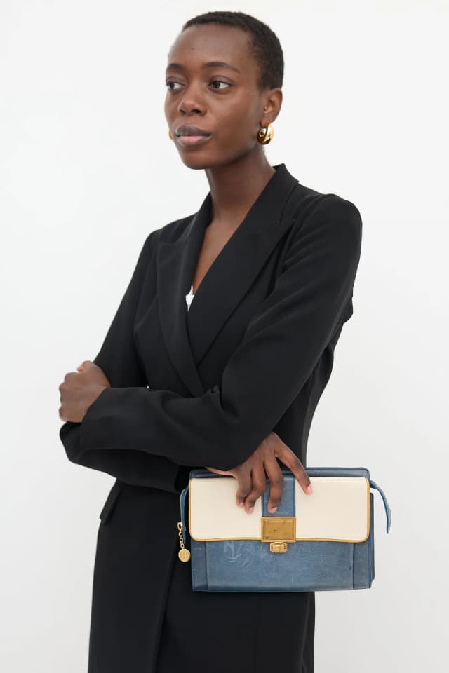Balenciaga Cherche Travel Clutch in Leather from VSP Consignment, photo 1 of 1