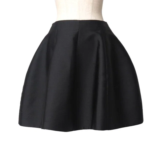 Louis Vuitton Mini Skirt 36 Flare Back Ribbon in Silk from The Reluxe, photo 1 of 1