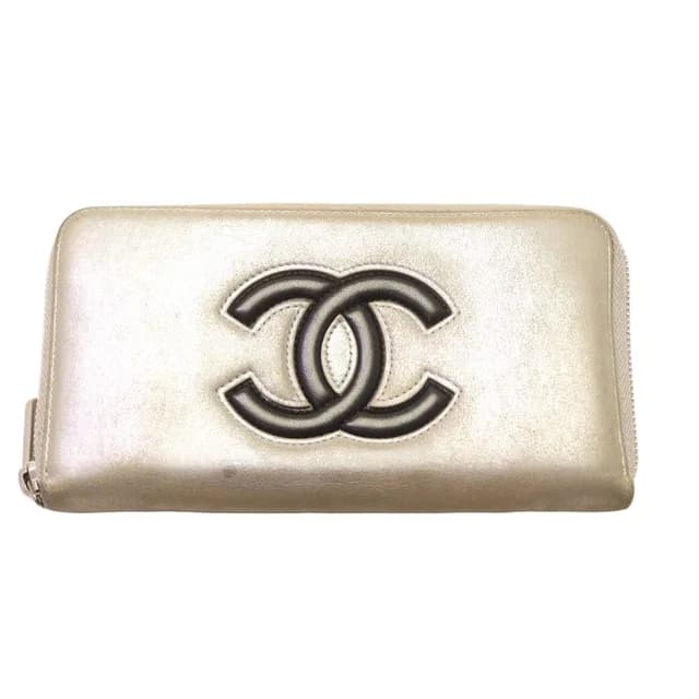 Chanel CC Logo Lambskin Wallet in Lambskin from The Reluxe, photo 1 of 1