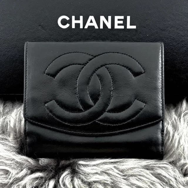 Chanel Wallet Coco Stitch Jumbo CC Logo Snap Bifold in Caviar leather from The Reluxe, photo 1 of 1