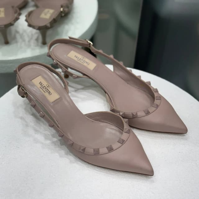 Valentino Garavani Blush Stud Slingback Heels Size 38 in Pink from Revivre Luxury Consignment, photo 1 of 1