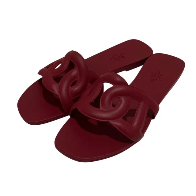 Hermès Aloha Chaine D'ancre Rubber Sandals Pink in Pink from The Reluxe, photo 1 of 1