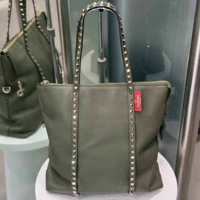 Valentino Garavani Olive Green Rockstud Tote in Green Leather from Revivre Luxury Consignment, photo 1 of 1
