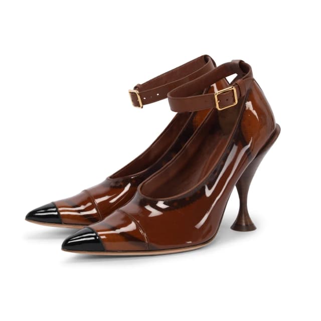 Burberry Patent Evan Pointed Toe Pumps 39 in Burnished Brown Patent leather from Blue Spinach, photo 1 of 1