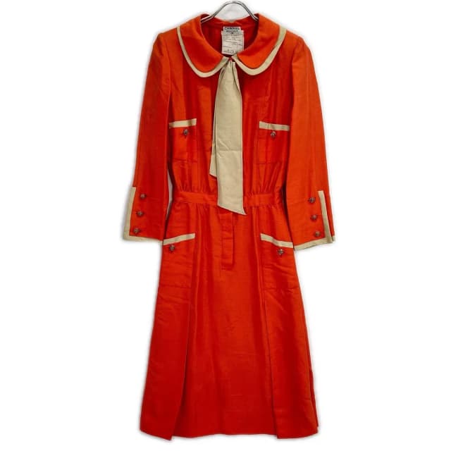 Chanel Vintage 100% Silk Bow Tie Dress 38 in Silk from The Reluxe, photo 1 of 1