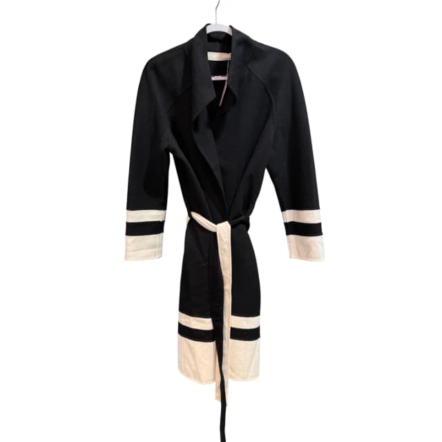 Valentino Garavani and White Cashmere Coat Size 8 in Black Cashmere from Revivre Luxury Consignment, photo 1 of 1