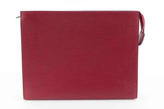 Louis Vuitton Fuchsia Epi Leather Toiletry 26 Cosmetic Pouch in Pink Leather from Bagriculture, photo 1 of 1