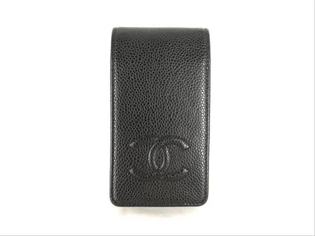 Chanel Noir Caviar Iphone 4S Case in Black Caviar leather from Bagriculture, photo 1 of 1
