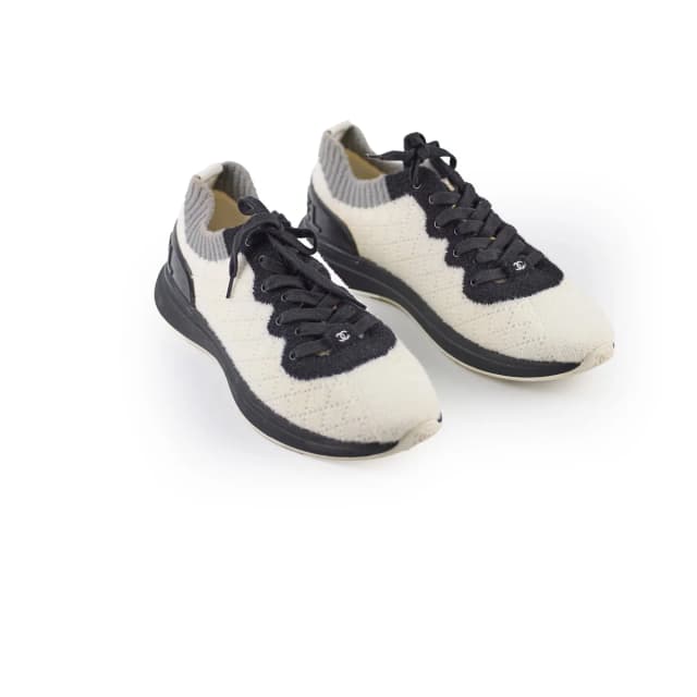 Chanel Sneakers Knit White Black size 42 in Black from The Purse Affair, photo 1 of 1