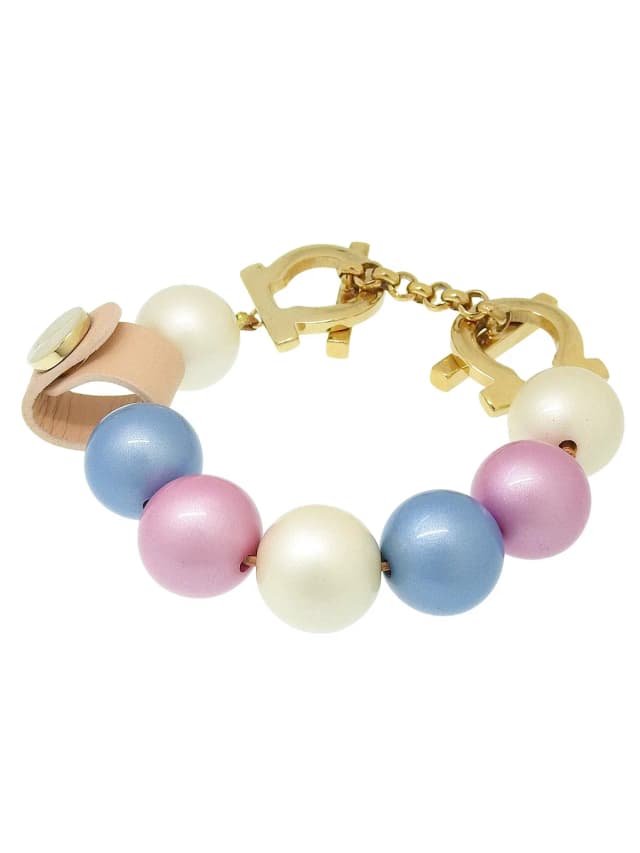 Ferragamo Gancini Plate Pearl Bracelet Multi from VINTAGE QOO TOKYO, photo 1 of 1