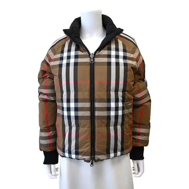 Burberry Reversible Black & Archive Beige Check Puffer Jacket in Black Nylon from Clotheshorse Anonymous, photo 1 of 1