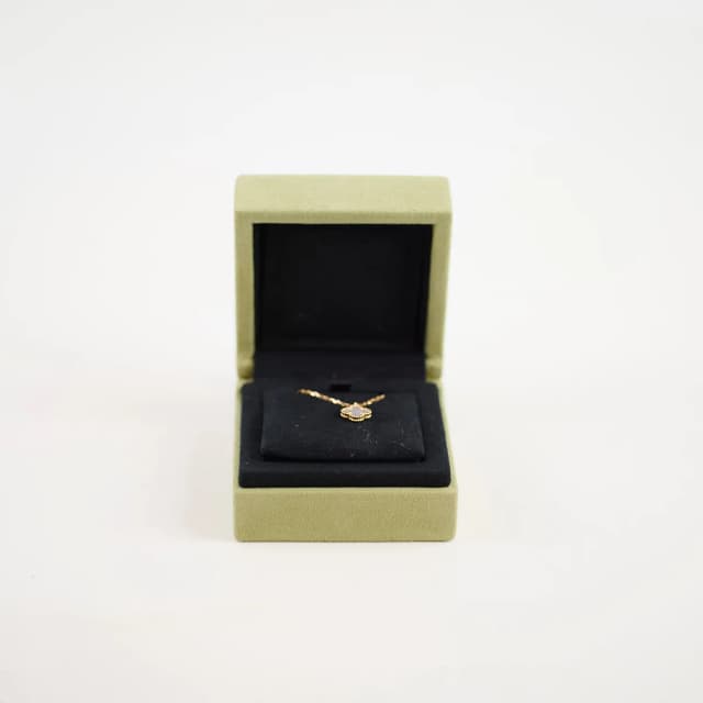 Van Cleef & Arpels Sweet Mother Of Pearl MOP Necklace 2026 from The Purse Affair, photo 1 of 1