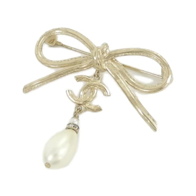 Chanel Brooch Gold in Gold from The Reluxe, photo 1 of 1