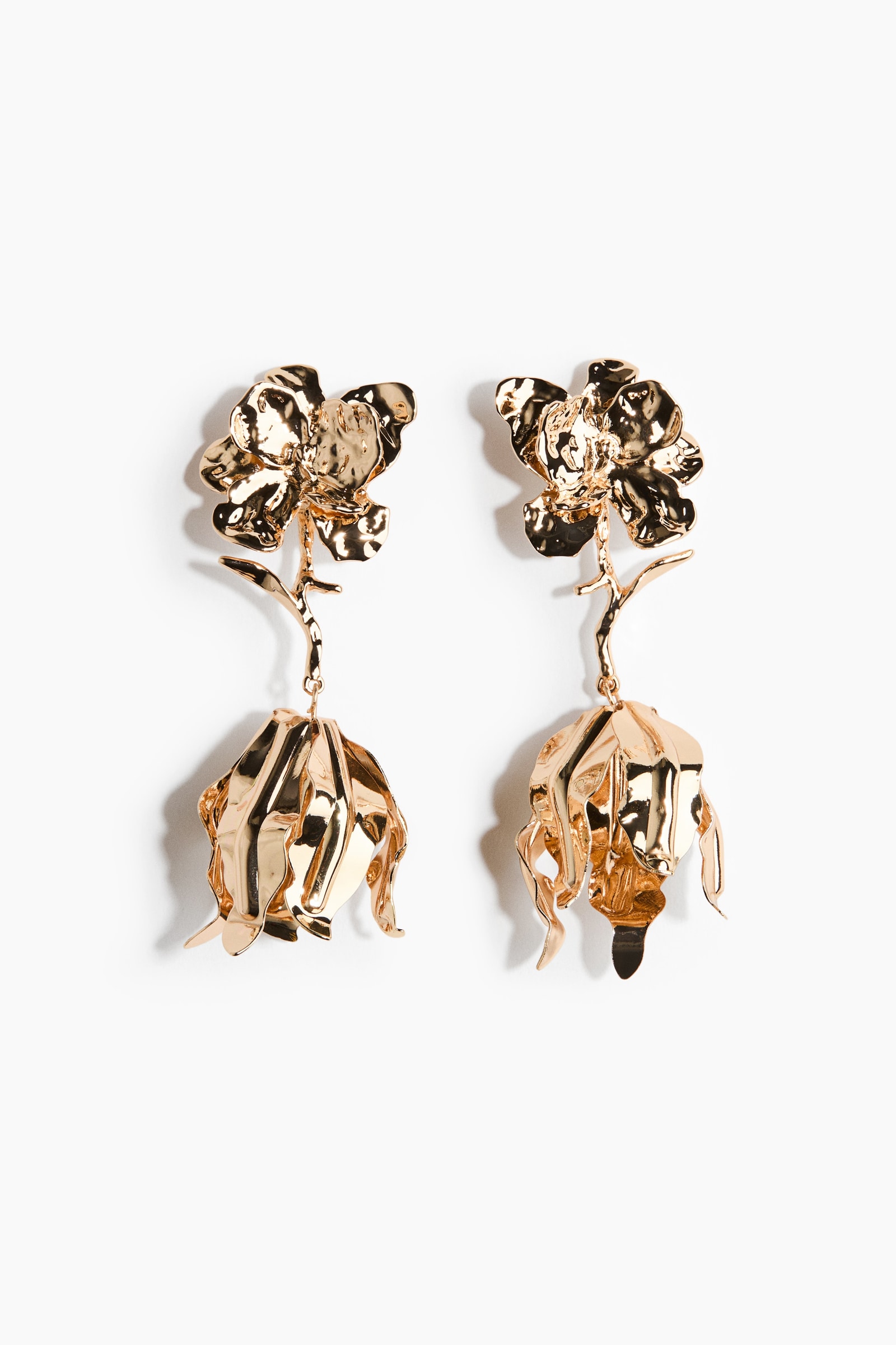 H&M Flower-Shaped Pendant Earrings, image 1 of 1 from H&M (Canada)