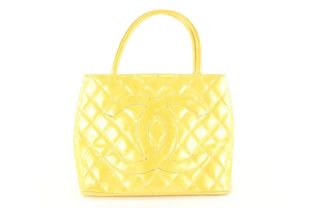 Chanel Yellow Quilted Patent Zip Tote Bag in Yellow Patent leather from Bagriculture, photo 1 of 1