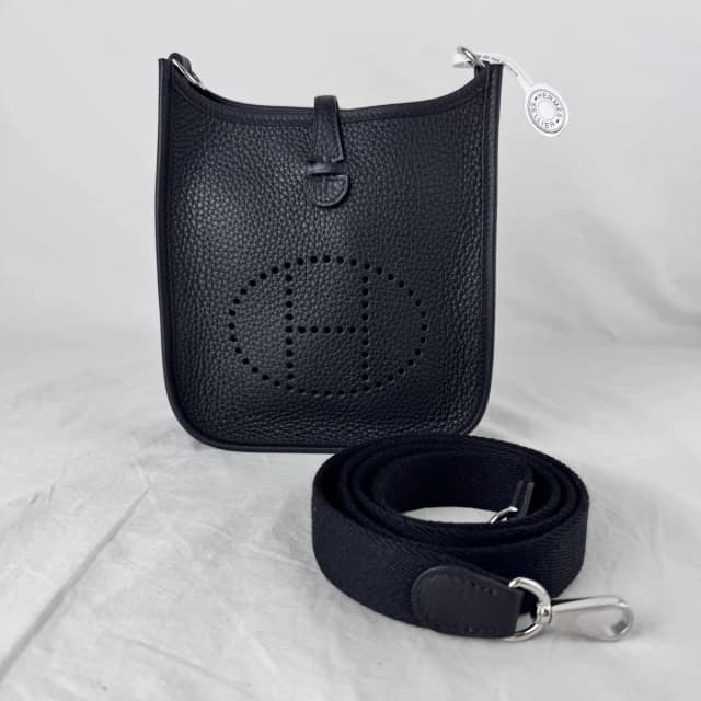 Hermès Evelyne 16 Amazone (Mini) Bag in Metal, taurillon Clemence leather from Reowned, photo 1 of 1