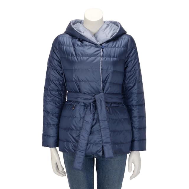 Max Mara Weekend Blue Quilted Nylon Reversible Puffer Jacket IT 38 in Blue Nylon from Blue Spinach, photo 1 of 1