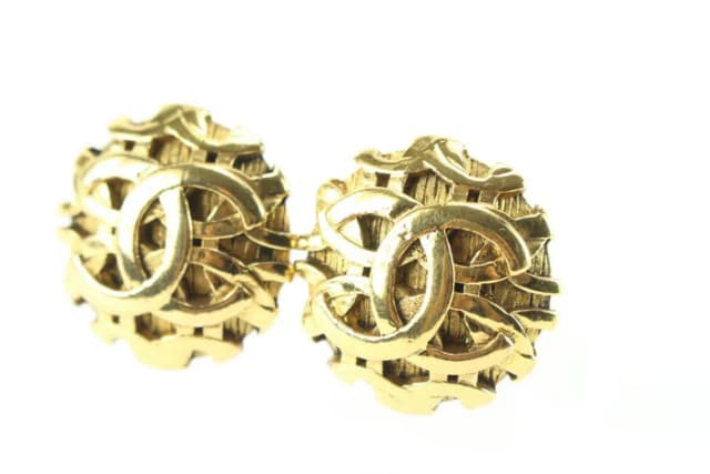 Chanel 24k Gold Plated 25 Collection Jumbo CC Logo Earrings in Gold from Bagriculture, photo 1 of 1