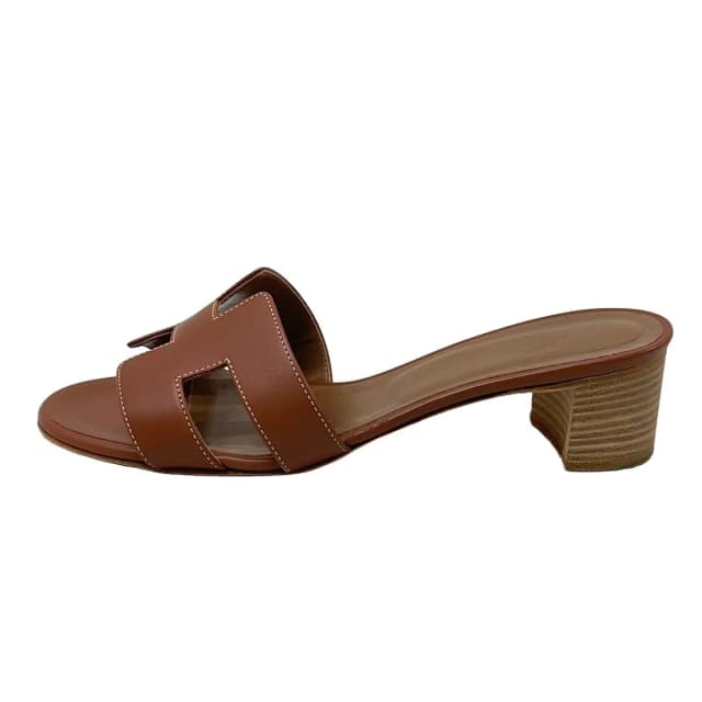 Hermès Mules Oasis Gold Leather in Gold Leather from The Reluxe, photo 1 of 1