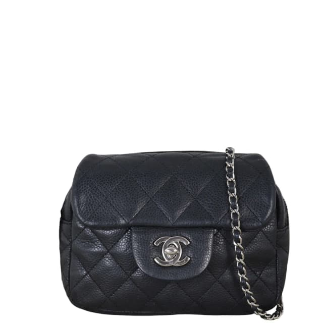 Chanel CC Flap Mini Wallet on Chain in Caviar leather from Luxe.It.Fwd, photo 1 of 1