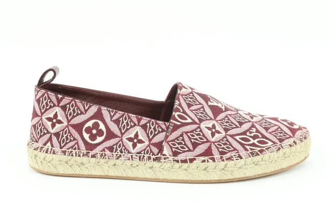 Louis Vuitton Sz 39.5 Burgundy Since 1854 Starboard Flat Espadrille in Burgundy from Bagriculture, photo 1 of 1