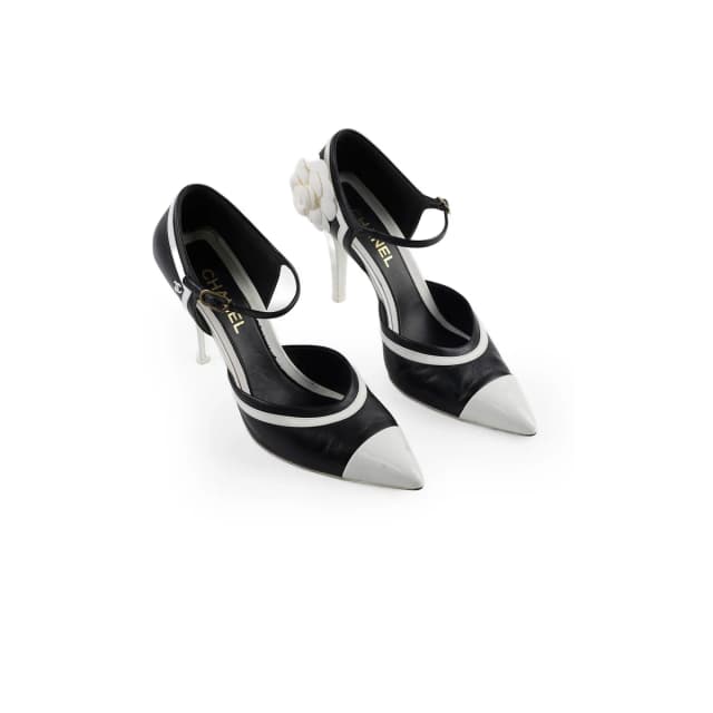Chanel Pumps Size 41 Black/White in Black Patent leather from The Purse Affair, photo 1 of 1