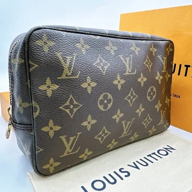 Louis Vuitton Monogram Trousse Toilette 23 Cosmetic Pouch Vanity Case in Canvas from The Reluxe, photo 1 of 1