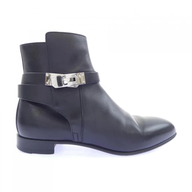 Hermès Neo Kelly Buckle Boots from The Reluxe, photo 1 of 1