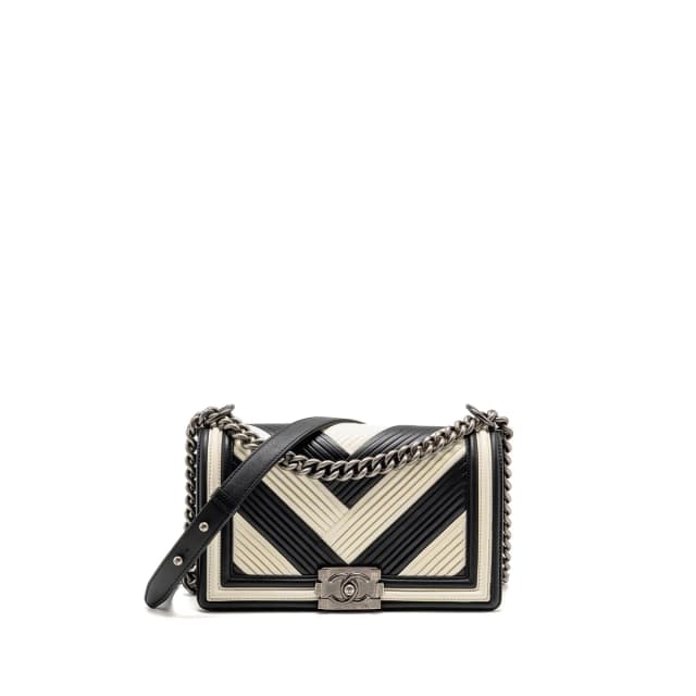 Chanel 16A Medium Boy Bag Pleated Calfskin Black/White RUTHENIUM HARDWARE in Black Calfskin from EMIER, photo 1 of 1