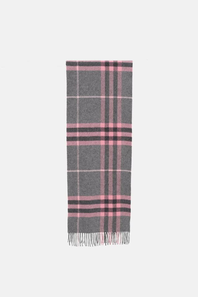 Burberry Cashmere House Check Fringe Scarf in Cashmere from VSP Consignment, photo 1 of 1