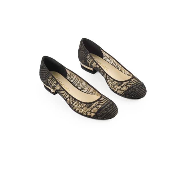 Chanel Lace Ballet Flats Black Size 35.5 in Black from The Purse Affair, photo 1 of 1