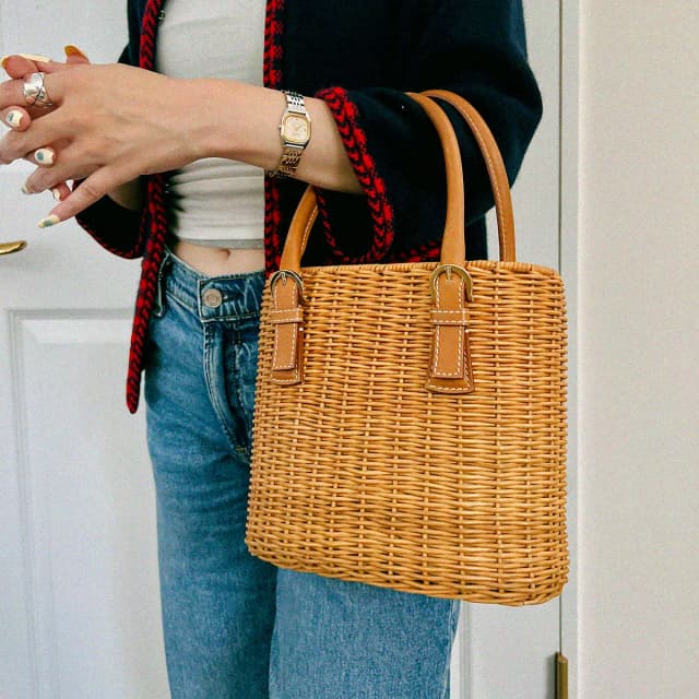 Ferragamo Gancini plate straw bag brown from VINTAGE QOO TOKYO, photo 1 of 1