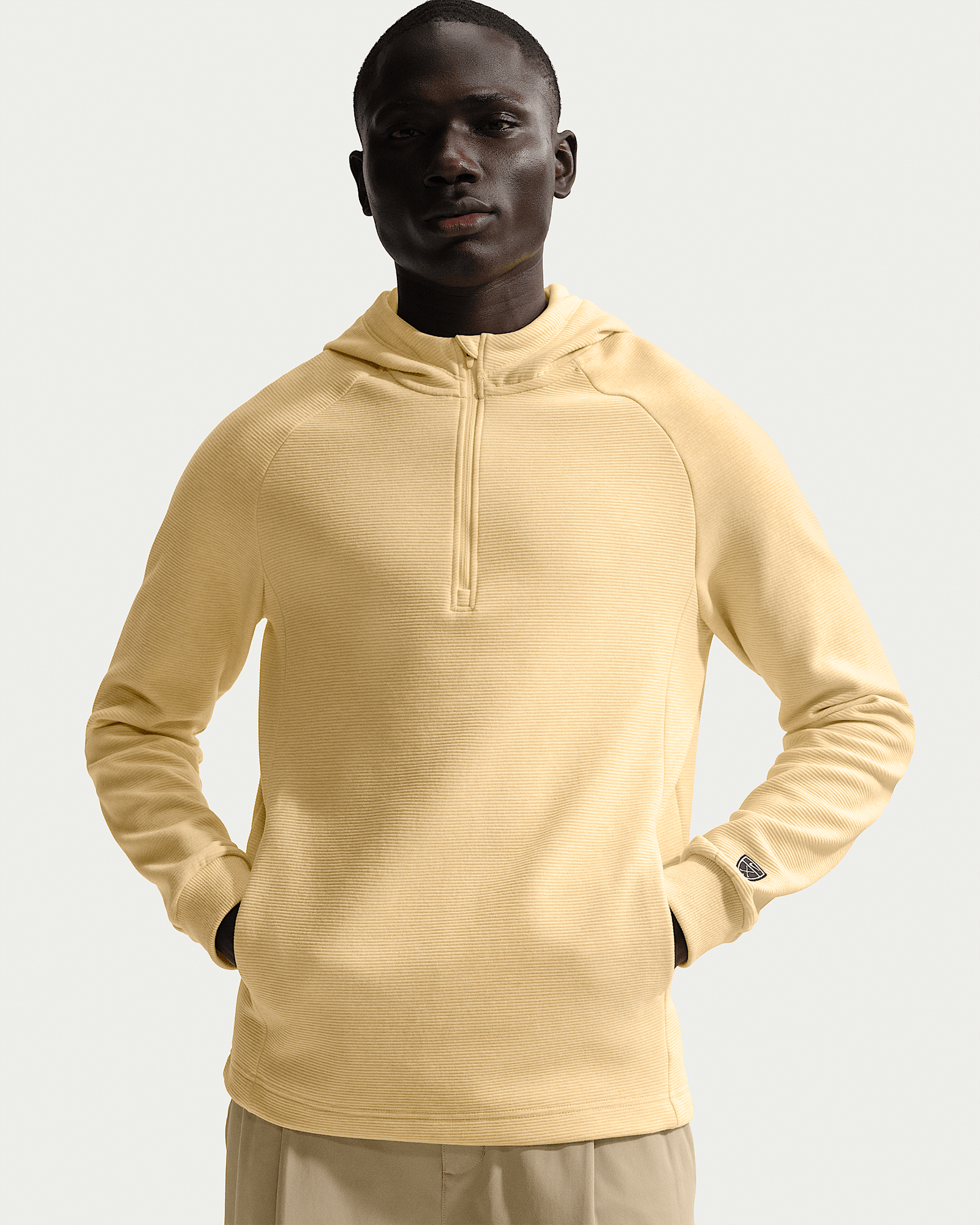 Nike Par in Soft Yellow/White/Soft Yellow/Black, image 1 of 1 from Nike