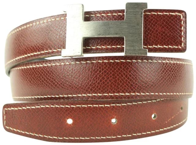 Hermès Burgundy x Black 24mm Reversible H Logo Belt Kit Matte Silver in Black Leather from Bagriculture, photo 1 of 1