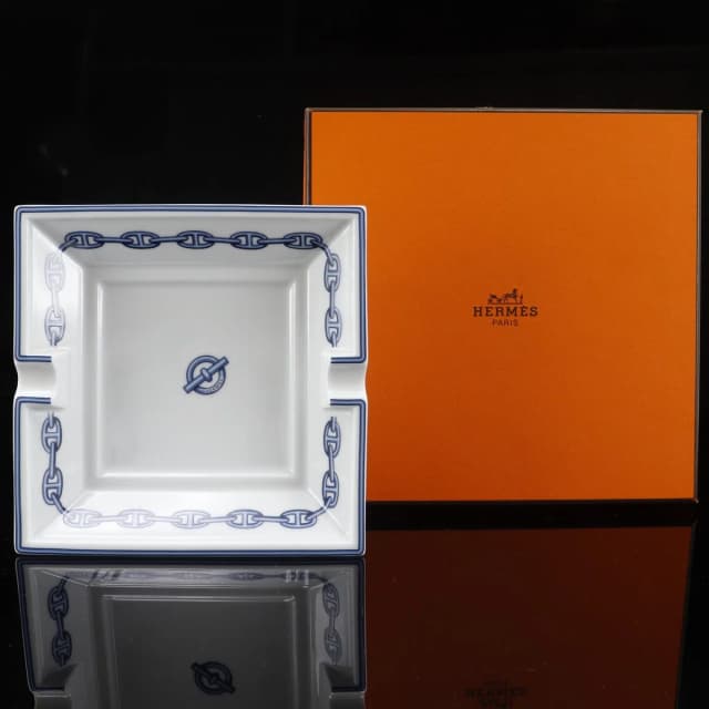 Hermès Ashtray Chaine D'Ancre Ceramic in Ceramic from The Reluxe, photo 1 of 1