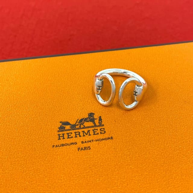 Hermès Vintage Nausicaa Ring 925 Sterling Silver in Silver from The Reluxe, photo 1 of 1