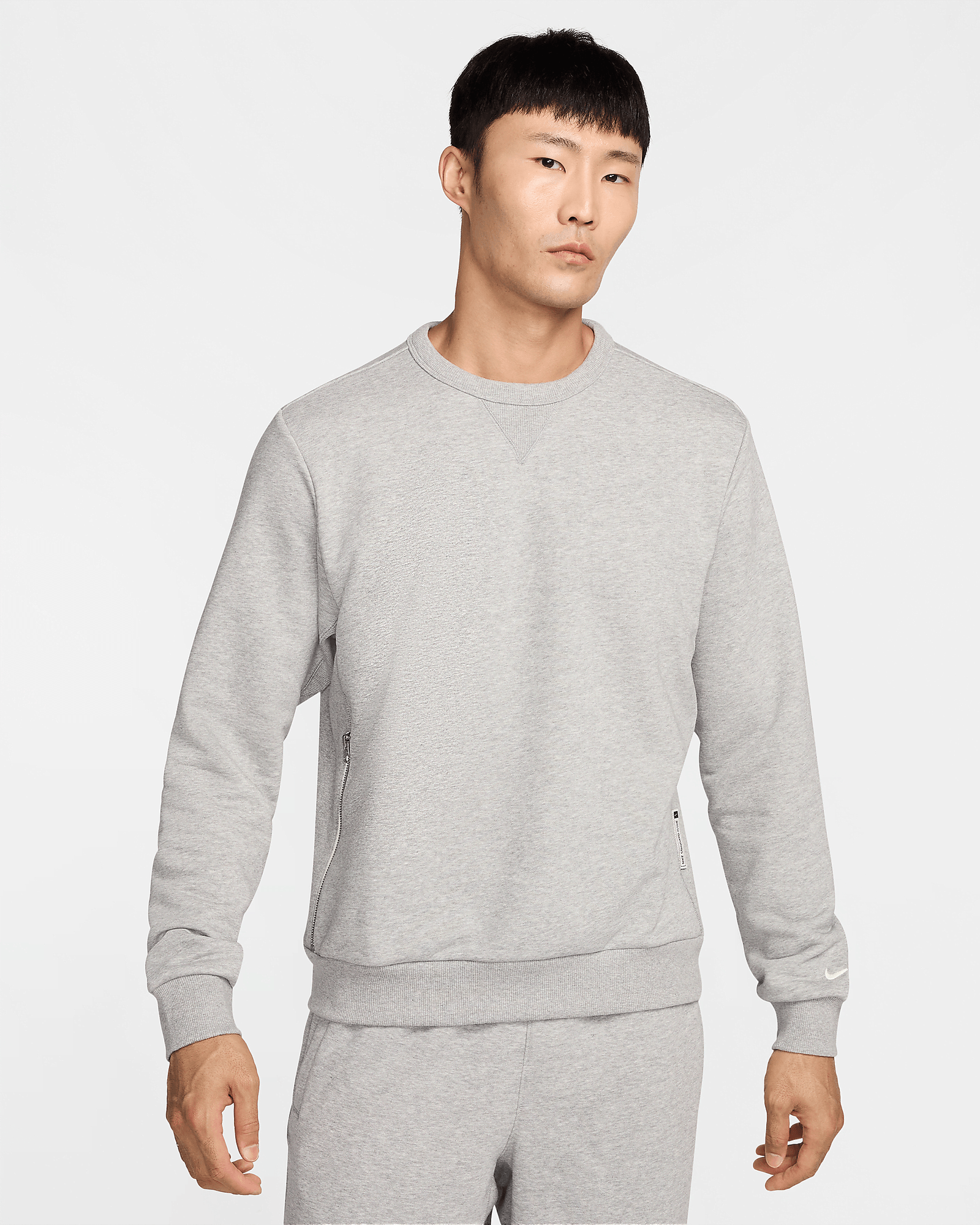 Nike Standard Issue in Dark Grey Heather/Pale Ivory, image 1 of 1 from Nike