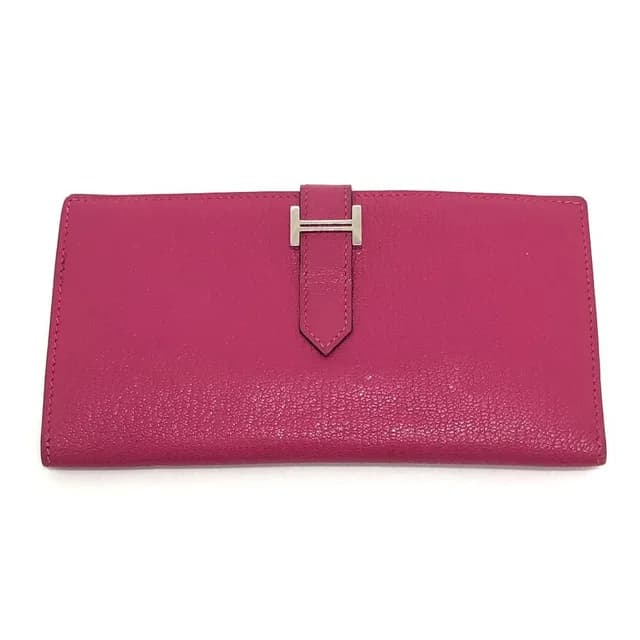 Hermès Wallet Bearn Classic Chevre Pink in Pink Goatskin from The Reluxe, photo 1 of 1
