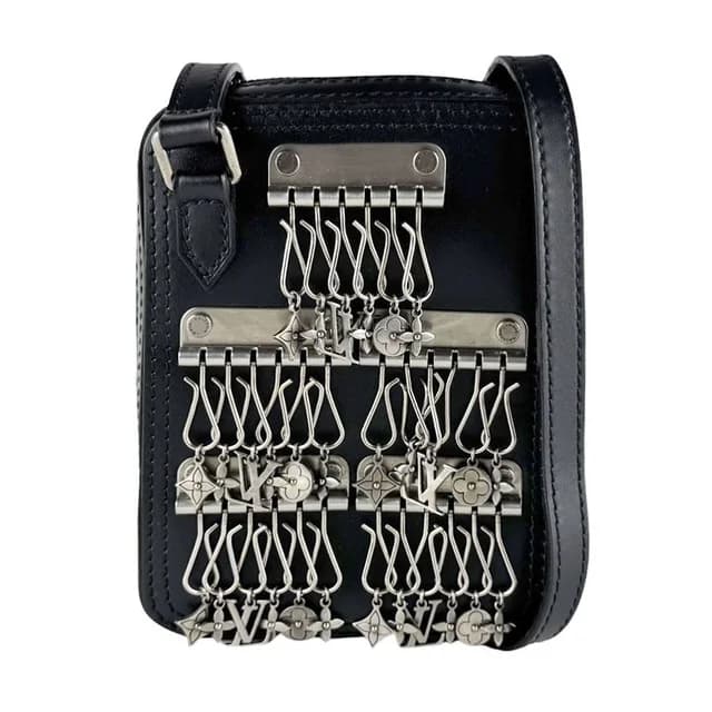Louis Vuitton Shoulder Bag Danube Messenger in Leather from The Reluxe, photo 1 of 1