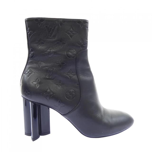 Louis Vuitton Silhouette Ankle Boots in Calfskin from The Reluxe, photo 1 of 1